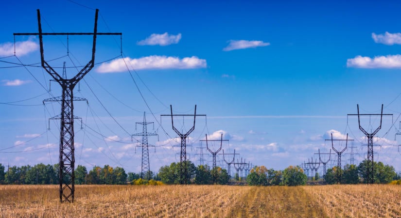 Szomjazik a villamos energiára a régió: közel kétéves csúcson a magyar áramár