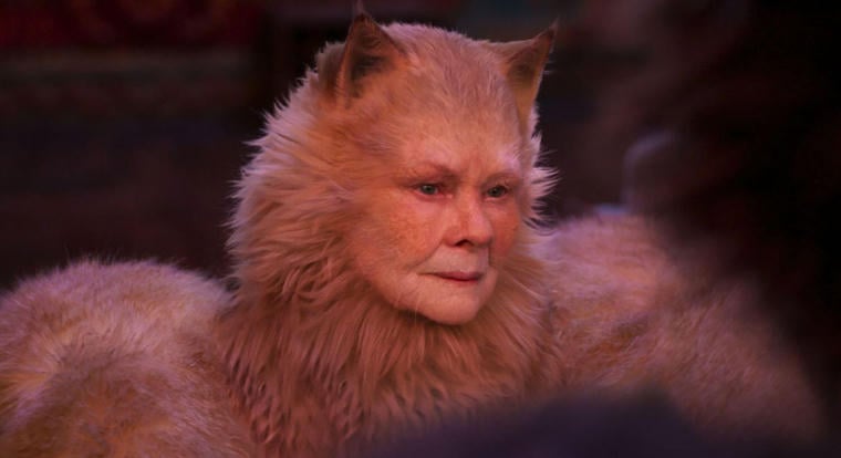 Judi Dench már nem tudja elviselni a Macskák élőszereplős változatát, amiben ő maga is feltűnt