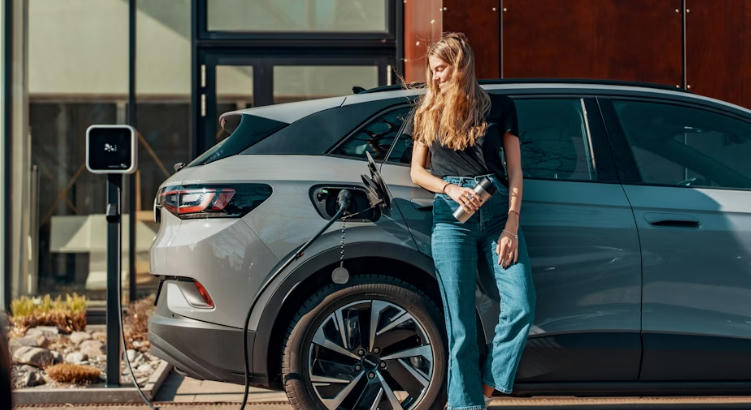 9 perc alatt 97 százalékra tölt a BYD új villámtöltője