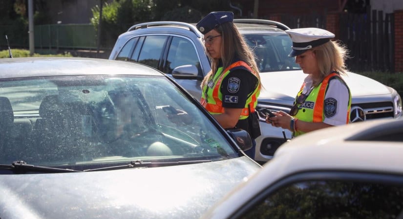Hatalmas rendőrségi razzia volt Debrecenben! Kiderült, mit ellenőriztek a zsaruk – fotókkal