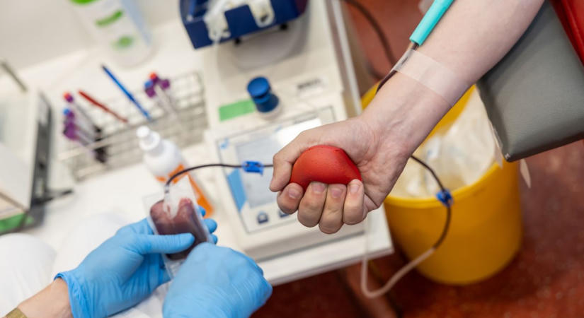 Véradásra hívja a lakosságot a hosszú hétvége előtt az Országos Vérellátó Szolgálat