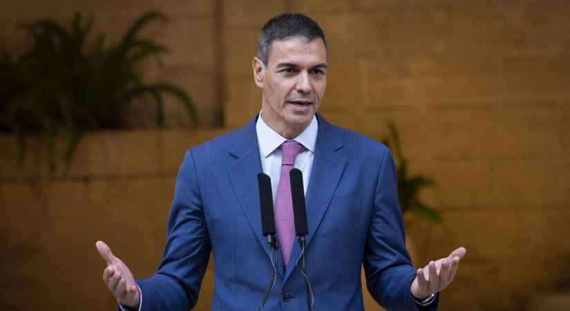 Fontolgatja az előrehozott választások kiírását Pedro Sánchez