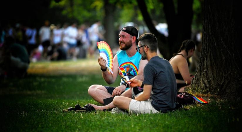Három embert állítottak elő a rendőrök Budapest Pride-on