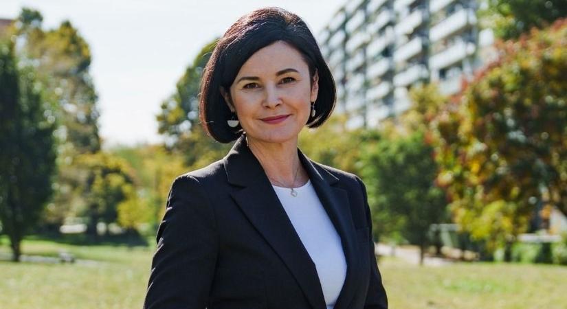 „Ha lenne Sulyok Tamásban szemernyi alázat, már lemondott volna” – így aggódik a jogállami normákért Kunhalmi Ágnes