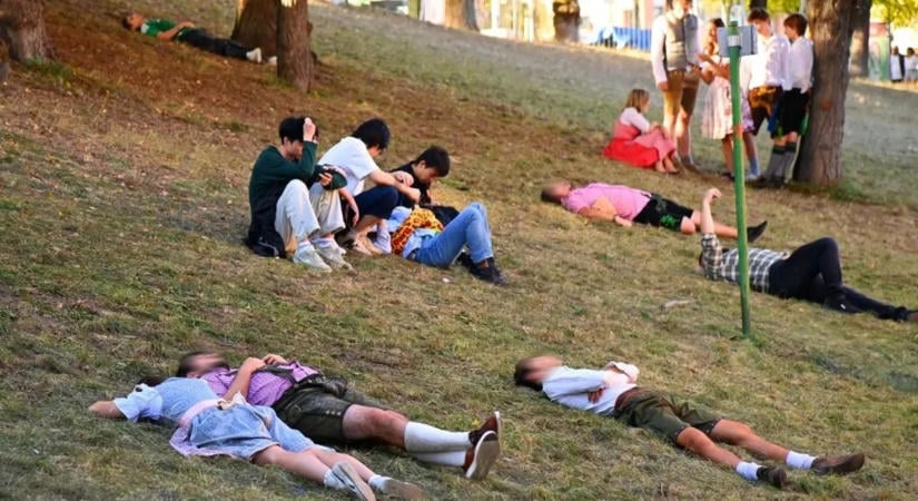 Berúgtak az Oktoberfesten, majd gusztustalan dolgot műveltek a hoteljükben
