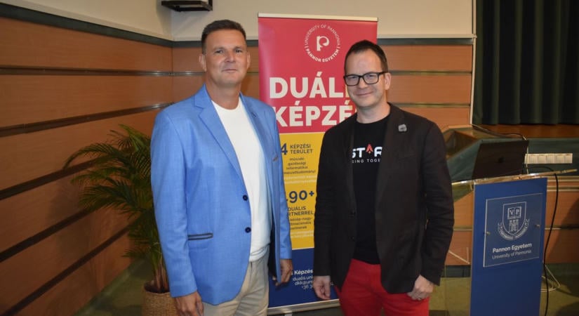 A Cápák között sztárbefektetője Nagykanizsán: Balogh Petya küldetéséről mesélt a vállalkozóknak (galéria)