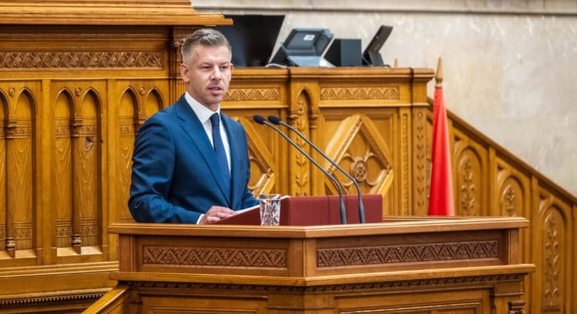 Így reagált Magyar Péter az ellenzék viselkedésére – videón a jelenet