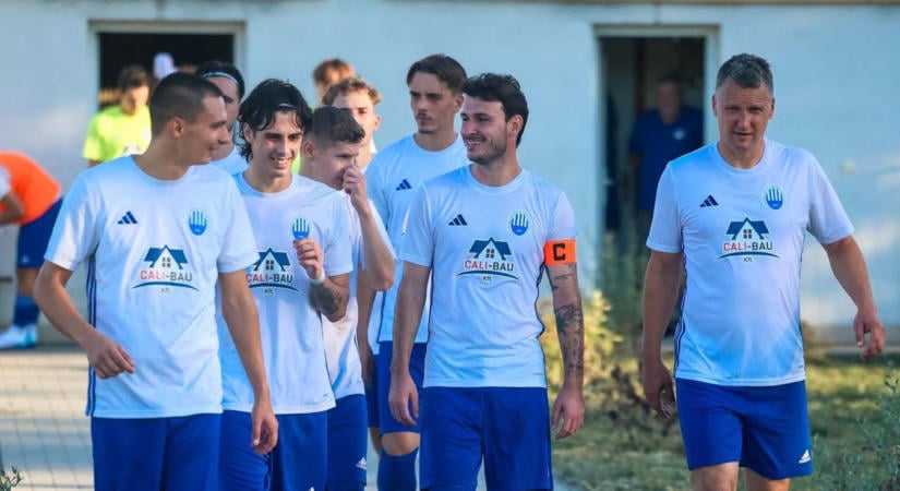 Szombati fociprogram: esti meccs Lőrinciben és Makláron