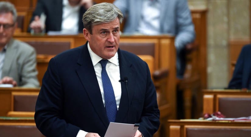 Kapitány István elárulta, órásit csavar a kormány a heti menetrenden
