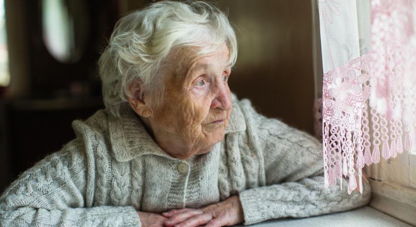 A magány nem csak a lelkünket viselheti meg, a stroke esélyét is növelheti