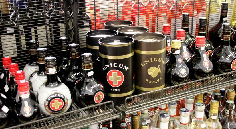 Borzasztó hírt kapott a Zwack Unicum, az árbevétel jelentős része került veszélybe