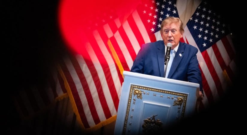 Trump komoly gesztust tett Putyinnak: felfüggesztette az Oroszország elleni szankciós csomagot
