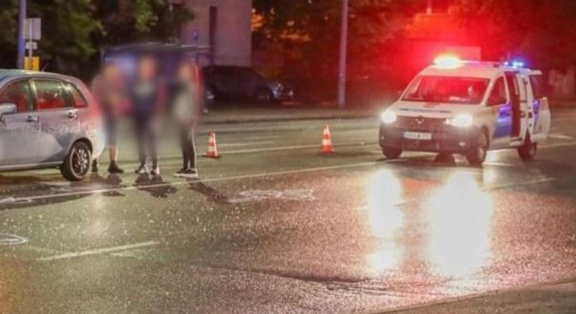 Baleset Aranyosapátinál: árokba csapódott egy személyautó