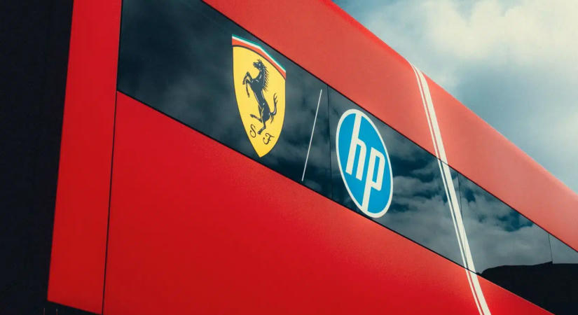 A Ferrari bemutatta a Schumacher-inspirálta F1-es festését az Olasz Nagydíjra, és még Vettel is előkerült!