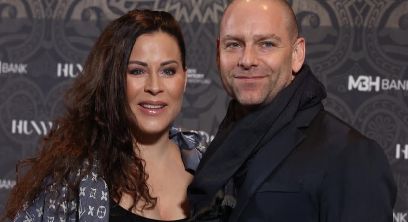 Két héttel korábban érkezett Tornóczky Anita babája - a kisfiú a doktorról kapta a második keresztnevét