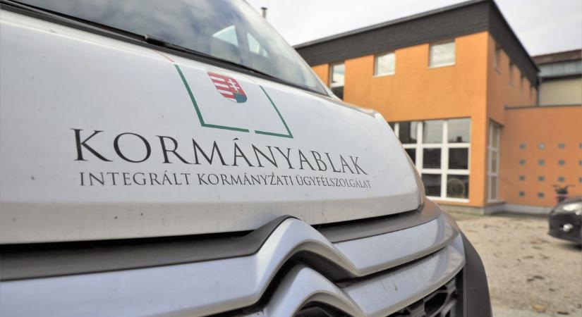Még a sportpálya öltözőjébe is bebújnak a hatóságiak a Jászkunságban – részletek