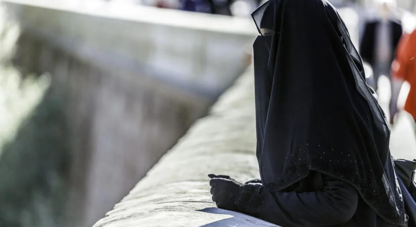 Drámai mélyponton a nők foglalkoztatottsága Afganisztánban a tálib uralom alatt