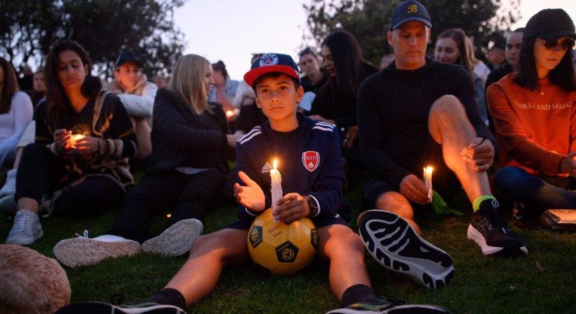 Kiengedték a kórházból a sydney-i késes támadásban megsérült 9 hónapos kislányt