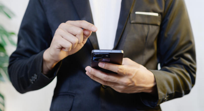 Veszélyesek a meztelen mobilok az asztalon, de egy rosszul megválasztott tokkal is lerombolhatja a szakmai megítélését