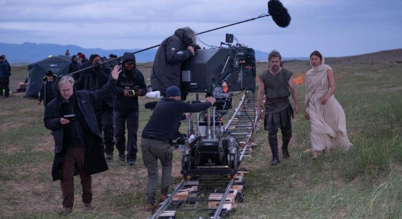 Christopher Nolan vitába szállt Matt Damonnal az Odüsszeiára tett kijelentései miatt