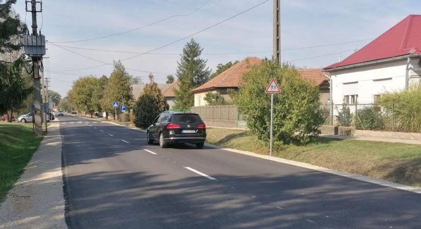 Felbőgnek a szirénák a hevesi községben: sokakat meglephet a hangjuk