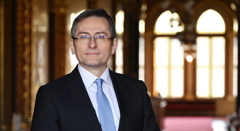 Még a segítő árfolyam mellett is bravúros lenne az államadósság csökkenése