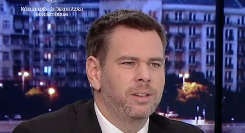 Vitézy Dávid szombat reggel üzent Mészáros Lőrincéknek