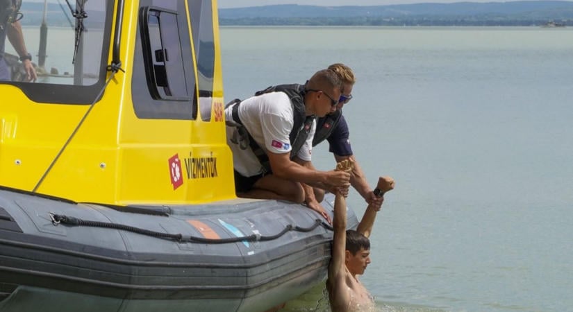 Több mint négyezer esetet láttak el a strandokon, és mutatjuk, hány embert kellett kimenteni a Balatonból!