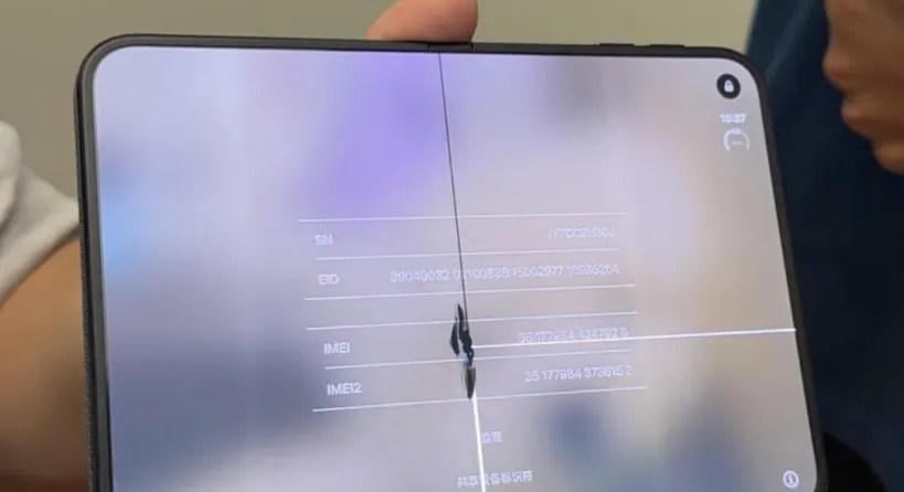 Már az első napon repednek egyes iPhone Duo kijelzők – rosszul indul az Apple hajlítható mobiljának karrierje