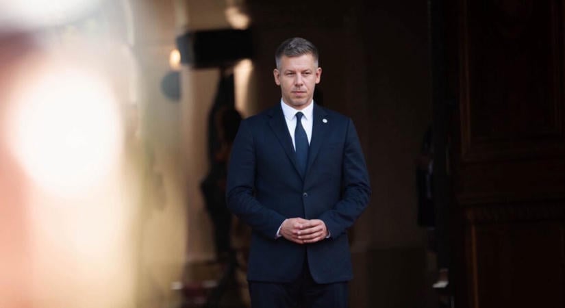 Azonnali helyzetjelentést adott Magyar Péter Brüsszelből péntek este