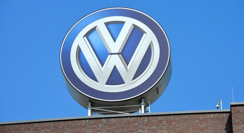 A Volkswagen 2030-ig befagyaszthatja a béreket