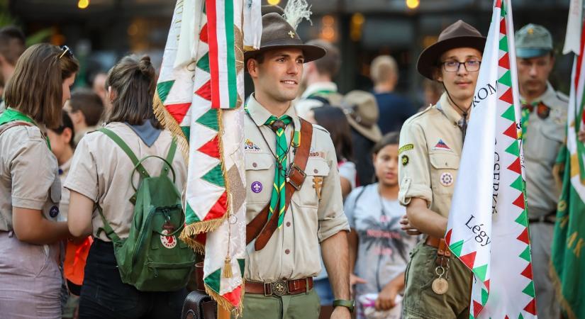 Nagyszabású táborra készülnek a magyar cserkészek