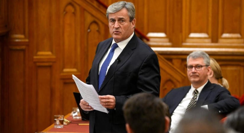 Augusztus 8. sorsa még változhat, felmerült a szombati munkanap elhalasztása