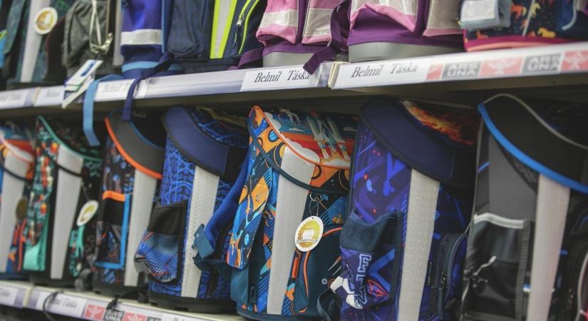 Több tízezer forint tanévkezdési támogatást ad a hajdú-bihari önkormányzat