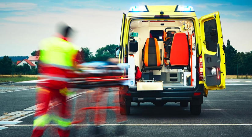 Idős asszony életét mentette meg a személyzet egy pécsi üzletben