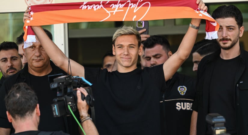 Hivatalos: a Galatasaray 25 millió euróért leigazolta Aleksey Batrakovot