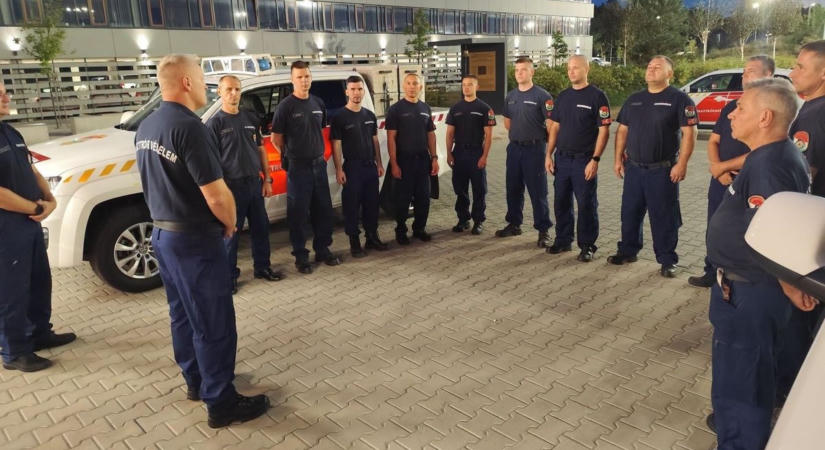 Kecskemétről indult segítség a szerb erdőtüzek oltásához  fotó, videó