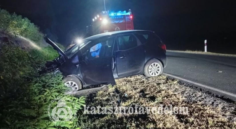 Árokba csapódott egy autó Zalában – fotókon a hajnali baleset