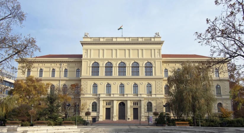 Pályázatot hirdetett a Szegedi Tudományegyetem rektori posztjára az egyetemet fenntartó alapítvány