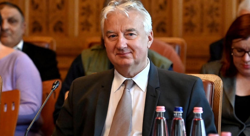 "Elnézve a hölgyet, úgy éreztem kicsit alul vagyok értékelve" - k.rvát állítottak Semjén Zsoltra