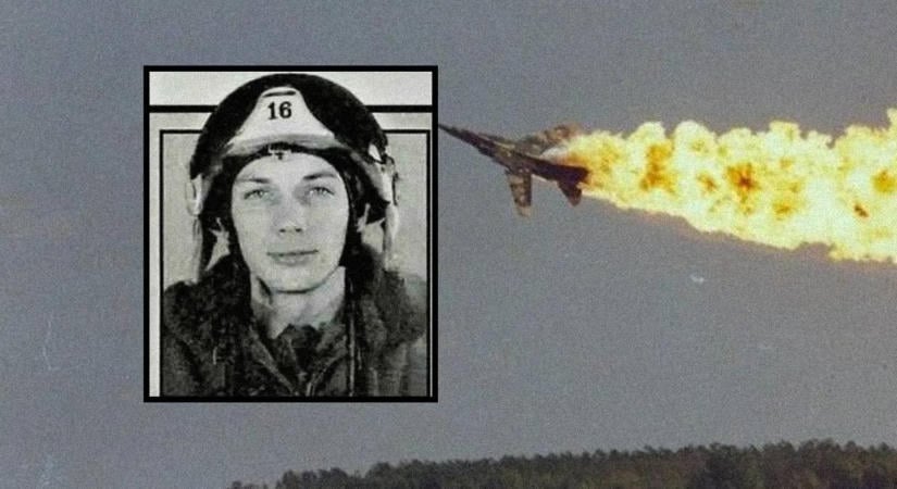 Lángolva csapódott a földbe a Magyar Honvédség repülőgépe a pápai repülőnapon