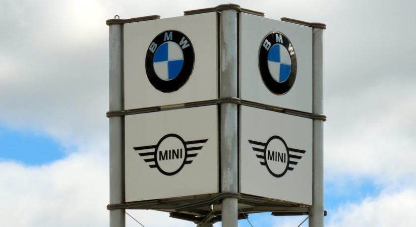 Kifakadt a BMW-vezető, komoly kockázatokat lát Kínában: „Senkinek sem érdeke a helyzet elmérgesedése”