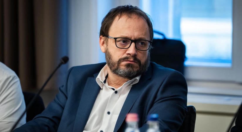 Szolidaritási hozzájárulás: milliárdok a tét, Kármán András lehűtötte a kedélyeket – szó nincs automatikus tartozáselengedésről
