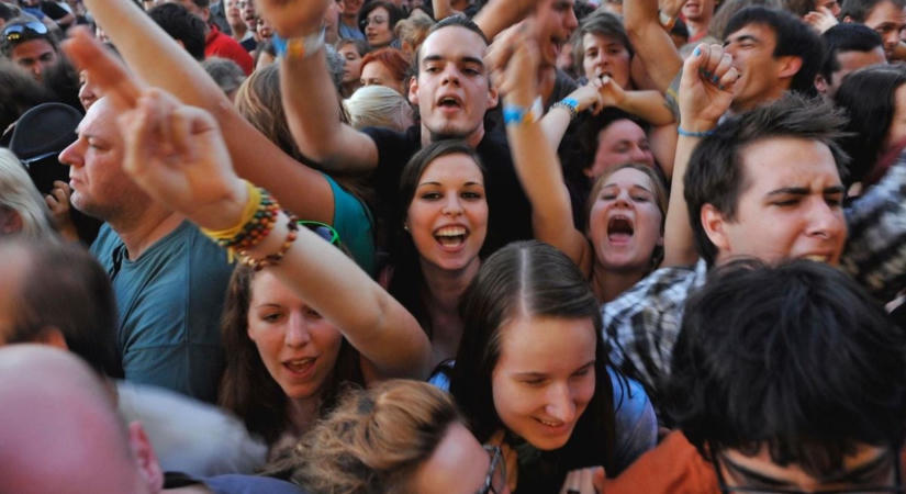 Veszélyben vannak a fesztiválok? Fontos üzenetet kaptak a jegyvásárlók