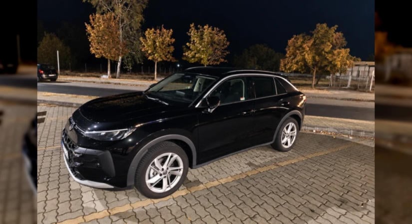 Körözött német Volkswagen személygépkocsit foglaltak le a röszkei határrendészek
