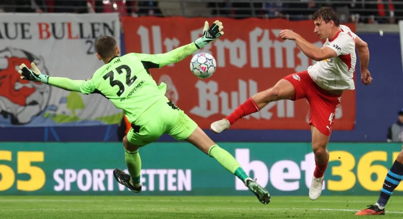 A PSV tizenegyest hibázott, Willi Orbánék begyűjtötték a három pontot