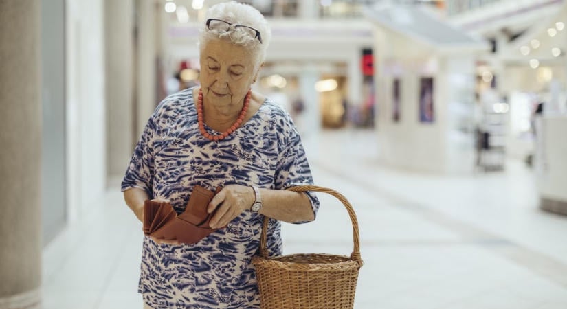 Eldőlt, mennyivel nőhetnek a nyugdíjak januártól