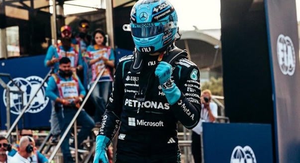 Őrült befutó, balhés ütközés – szombati F1-es hírek és sztorik