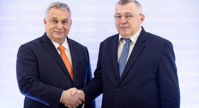 Megszüntették a nyomozást a fideszes Szabó Zsolt ellen, mert „nem volt bizonyítható” a korrupció