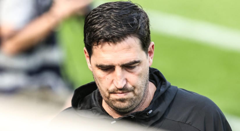 Pánikol a Liverpool vezetőedzője, Andoni Iraola